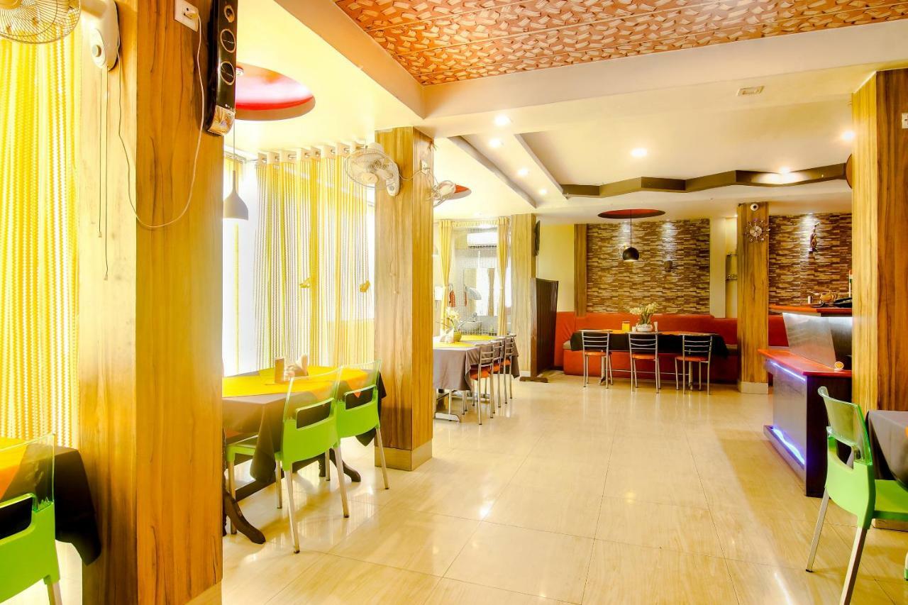 Oyo Dayal Residency Tezpur Extérieur photo